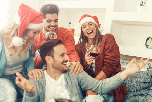 How to Avoid Wine Teeth at Your Holiday Parties